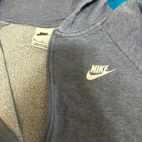 Nike Heather Blue 1/2 zip Pullover Women’s size Medium - Picture 1 of 11